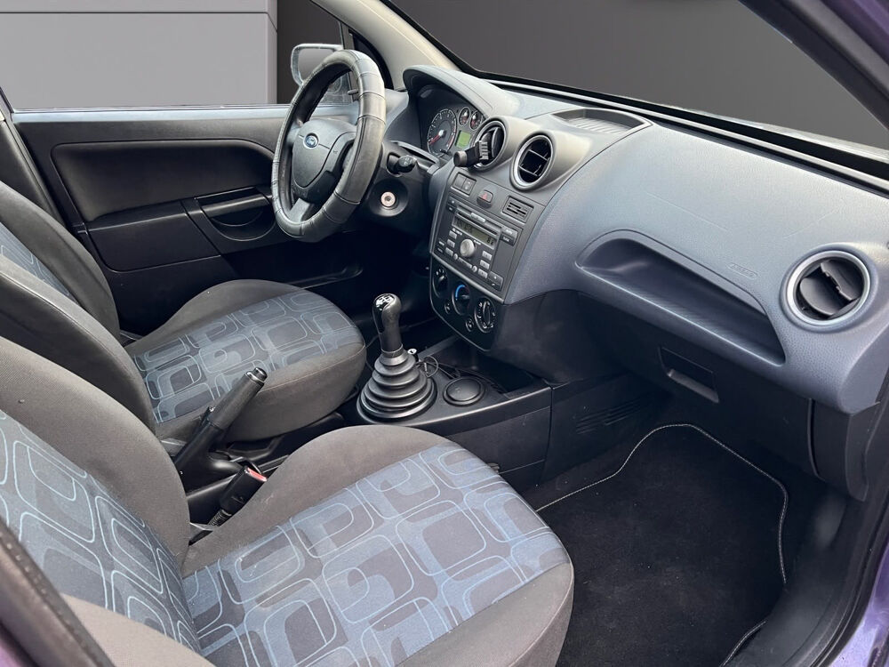 Fiesta 1.4 TDCi 68 Ambiente 2008 occasion 83190 Ollioules