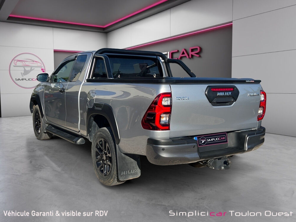 Hilux HILUX X-TRA CAB 4WD 2.8L 204 D-4D BVA INVINCIBLE 2025 occasion 83190 Ollioules