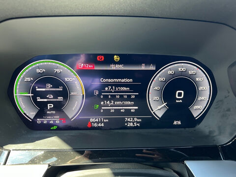 A3 Sportback 40 TFSIe 204 S tronic 6 S Line 2021 occasion 83190 Ollioules