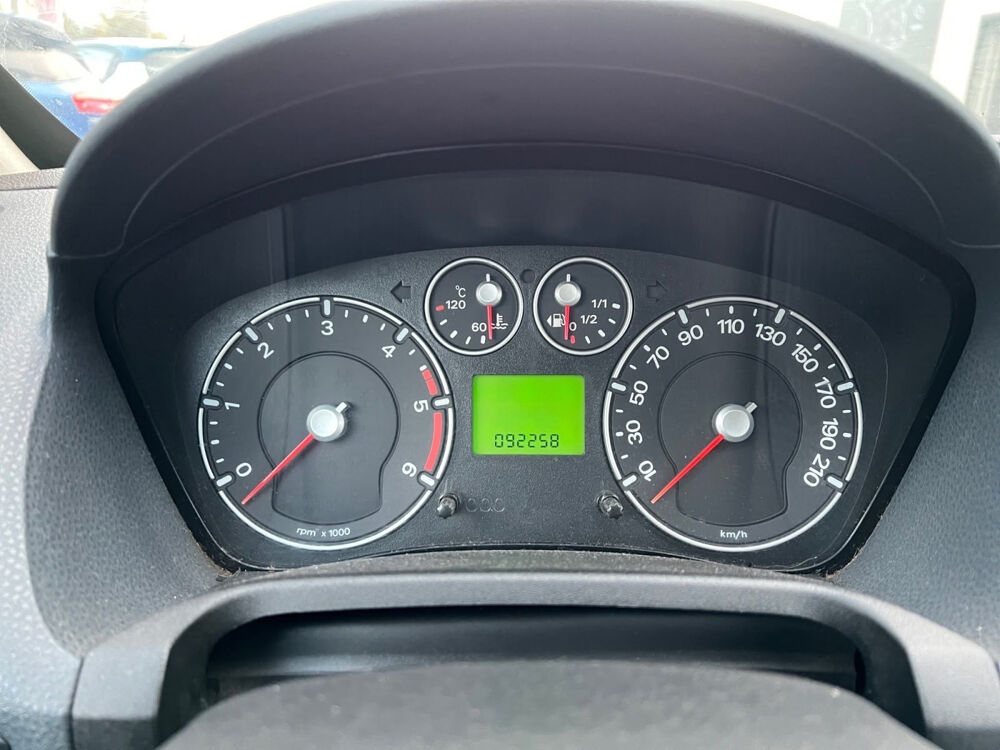 Fiesta 1.4 TDCi 68 Ambiente 2008 occasion 83190 Ollioules