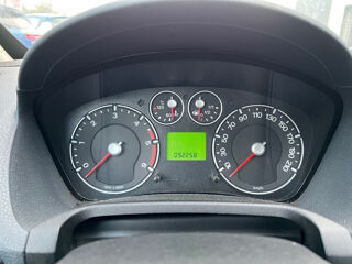 Fiesta 1.4 TDCi 68 Ambiente 2008 occasion 83190 Ollioules