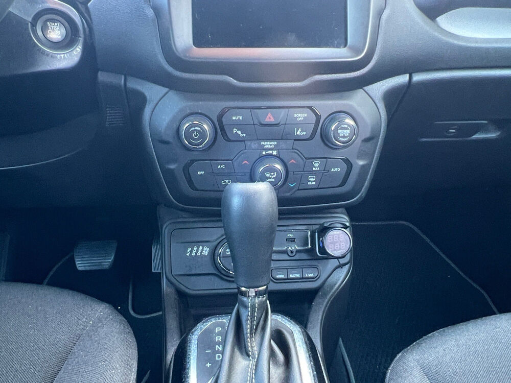 Renegade 1.3 Turbo T4 190 ch PHEV AT6 4xe eAWD 80th Annivers 2021 occasion 83190 Ollioules