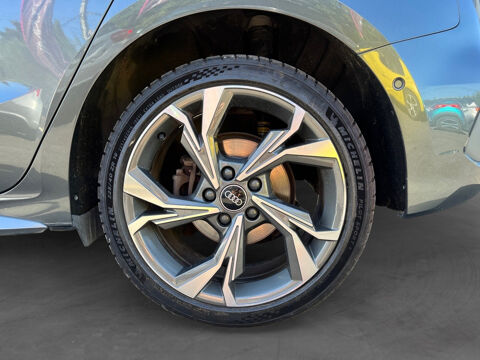 A3 Sportback 40 TFSIe 204 S tronic 6 S Line 2021 occasion 83190 Ollioules
