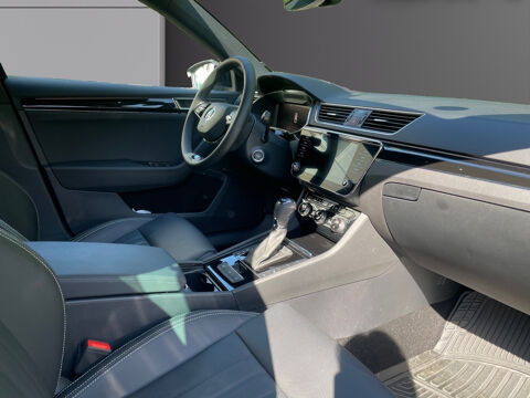 Superb Combi 2.0 TDI 200 SCR DSG7 4x4 Laurin & Klement 2024 occasion 92420 Vaucresson