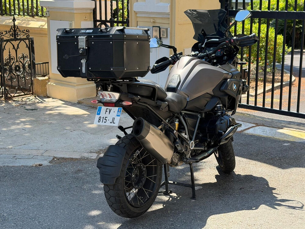 DIVERS 2020 occasion 92420 Vaucresson