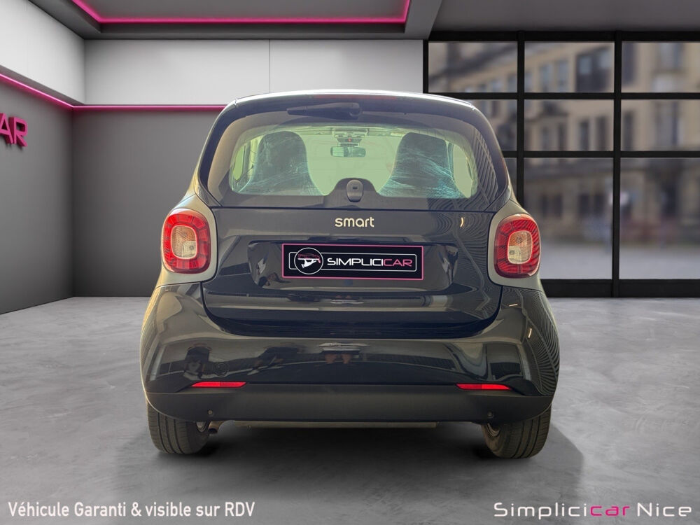 ForTwo Fortwo Coup&eacute; 1.0 71 ch S&S BA6 Prime 2018 occasion 92420 Vaucresson