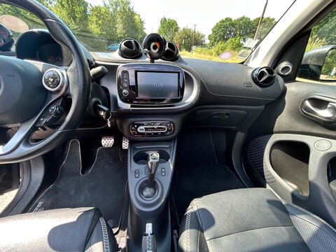 ForTwo Fortwo Cabrio 0.9 109 ch S&S BA6 Brabus Xclusive 2018 occasion 92420 Vaucresson