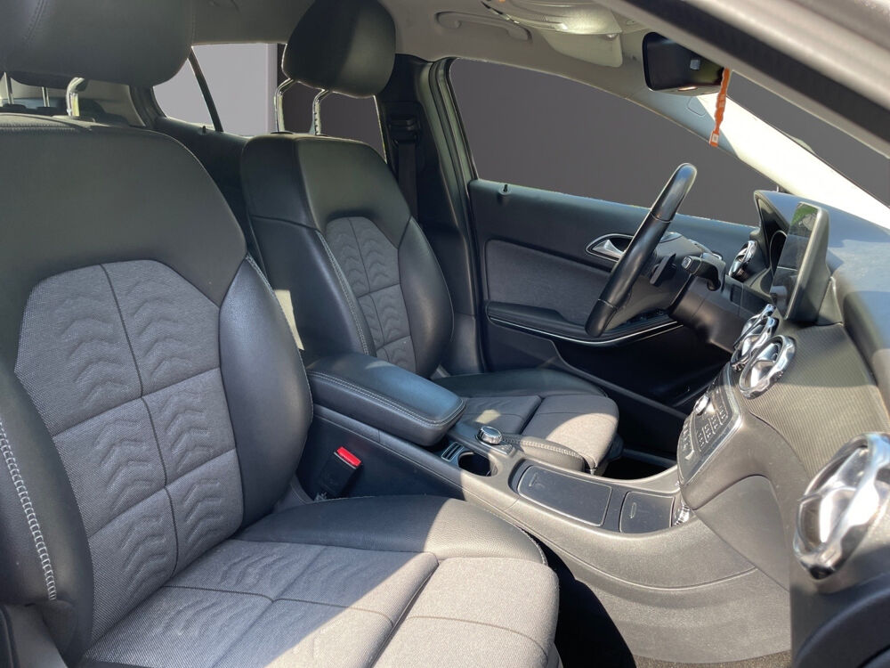 Classe GLA GLA 180 d 7-G DCT Inspiration 2017 occasion 92420 Vaucresson