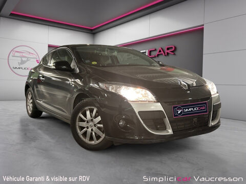 Renault Mégane III Coupé 2.0 16V 140 Privilège CVT 2009 occasion Vaucresson 92420