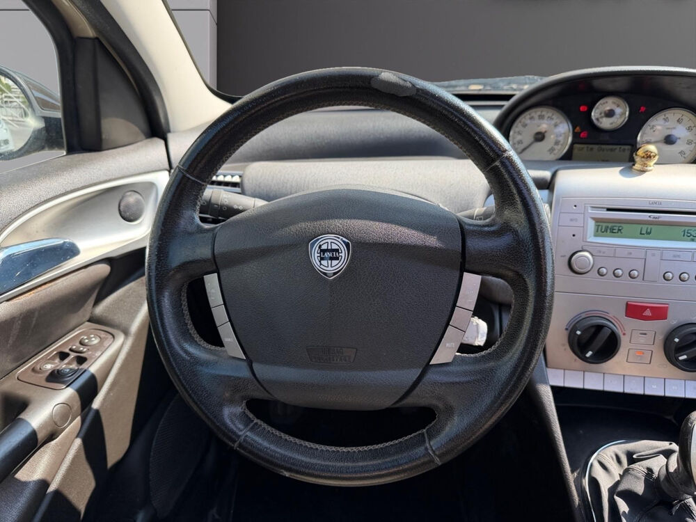 Ypsilon 1.4 8v 77 Platino 2007 occasion 92420 Vaucresson