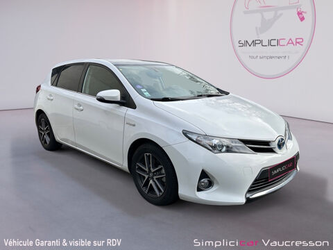 Toyota Auris Hybride 136h Tendance Business 2015 occasion Vaucresson 92420