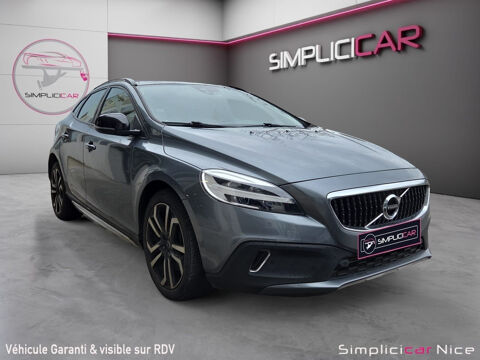 Volvo V40 Cross Country T3 152 ch Geartronic 6 Signature Edition 2019 occasion Vaucresson 92420