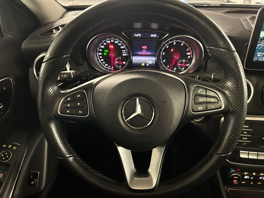 Classe GLA GLA 200 7-G DCT Business Edition 2018 occasion 92420 Vaucresson