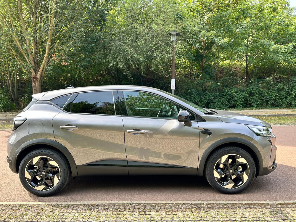 Captur captur E-tech full hybrid 160 techno 2026 occasion 92420 Vaucresson