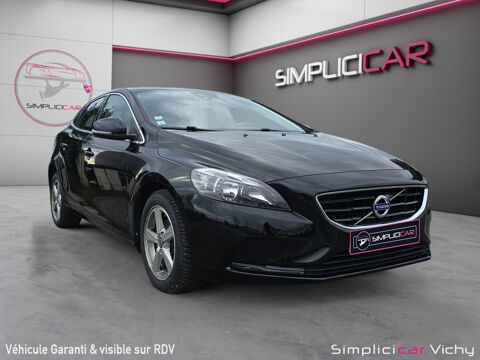 Volvo V40 D2 120 Momentum 2016 occasion CUSSET 03300