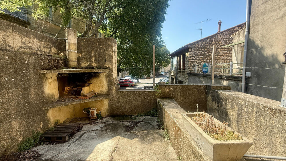 Vente Maison Maison de village à rénover. Beau potentiel au cœur d'Arpaillargues Uzes