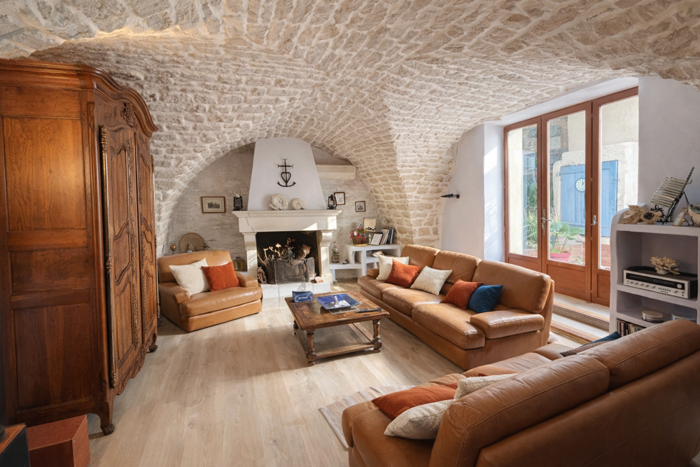 Maison familiale de charme, au calme et à labri des regards Aubais