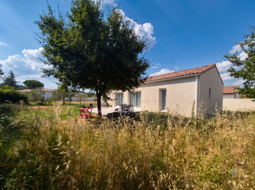 Vente Maison Villa Plein-Pied (2024) : 106 m2 optimisés sur une vraie parcelle de 811 m2 - Saint-Geniès-de-Malgoirès. St genies de malgoires