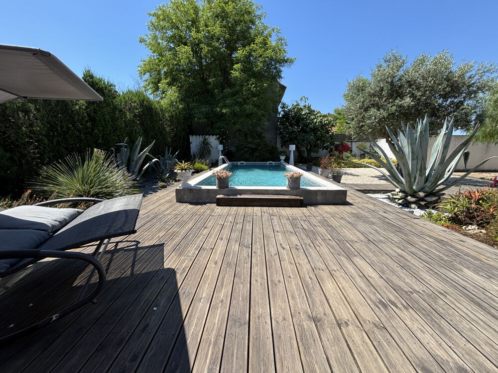 à vendre  Maison Saint-Laurent-d'Aigouze (30220)