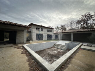  Maison � vendre 10 pi�ces 269 m�