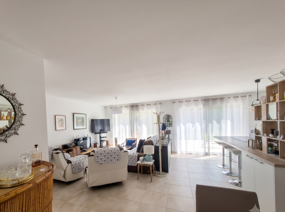 Vente Maison Villa Plein-Pied (2024) : 106 m2 optimisés sur une vraie parcelle de 811 m2 - Saint-Geniès-de-Malgoirès. St genies de malgoires