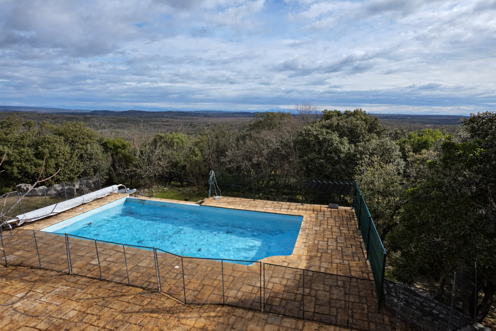 Vente Maison Maison en pierre avec vue panoramique et piscine entre Uzés et Barjac Mejannes le clap