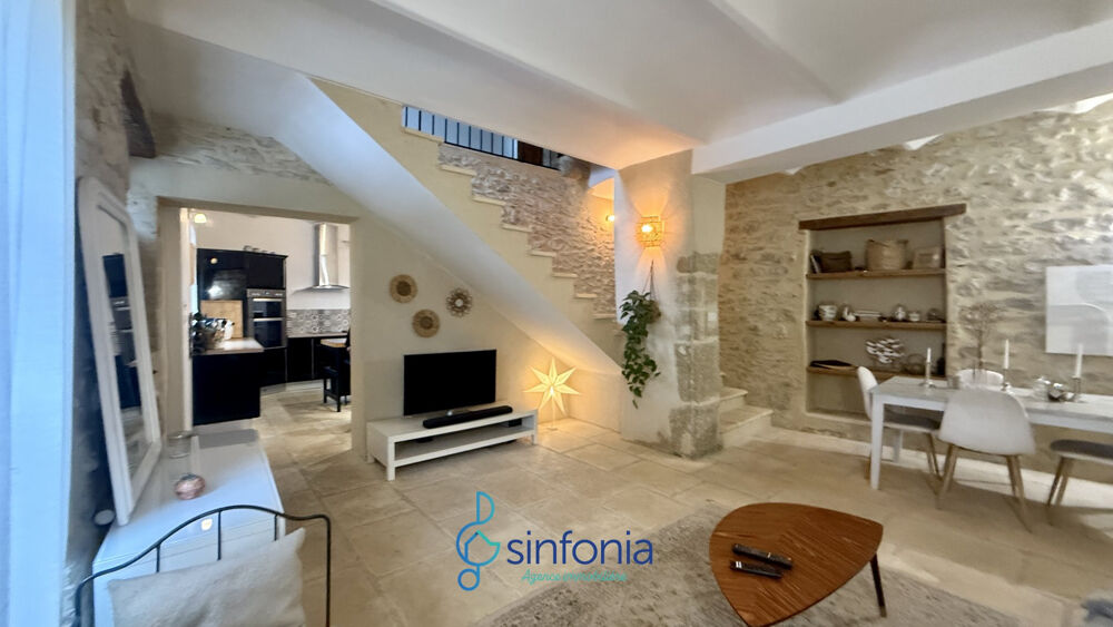Maison de village en pierre rénovée avec charme et authenticité à Proche Uzès