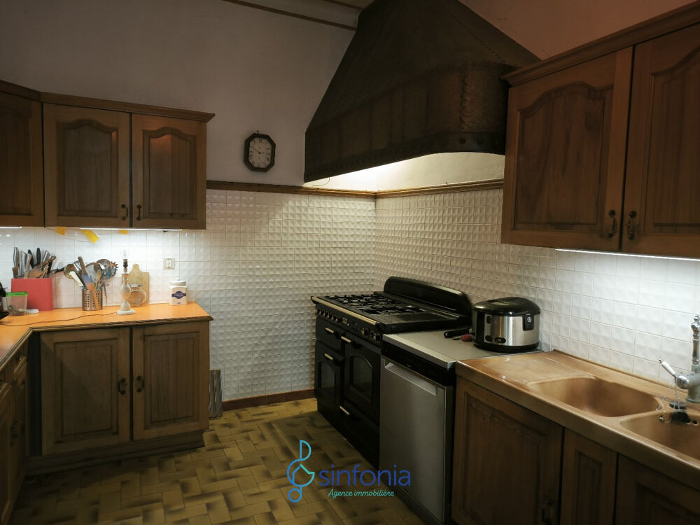 � vendre  Propri�t�/ch�teau Saint-Paul-les-Fonts (30330)