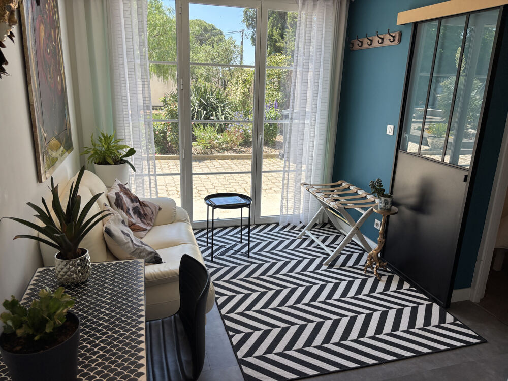 à vendre  Maison Saint-Laurent-d'Aigouze (30220)