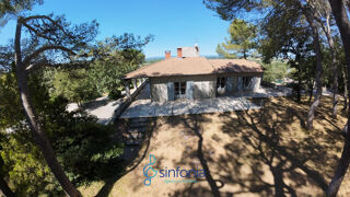 Vente Maison Propriété en pierre avec piscine et vue dominant Ste anastasie