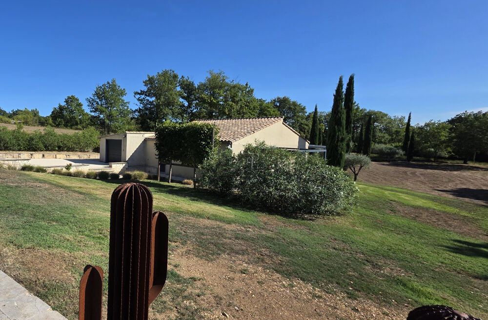 Vente Propriété/Château Maison contemporaine avec piscine et vue panoramique entre Uzès et Barjac Uzes