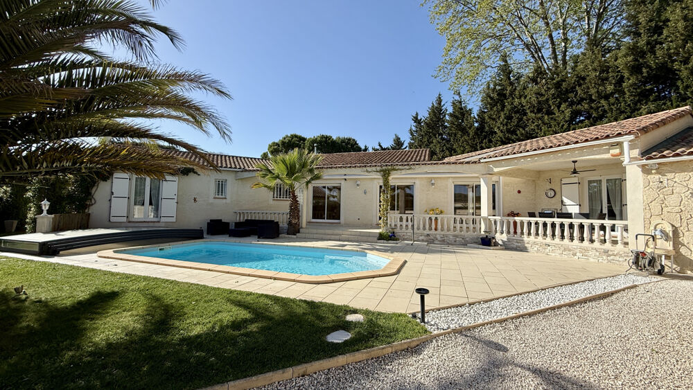 Superbe villa familiale avec piscine et espace professionnel à deux pas dUzès