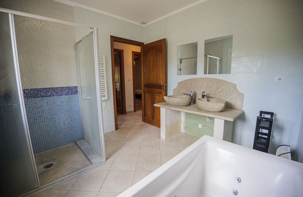 à vendre  Maison Bourdic (30190)