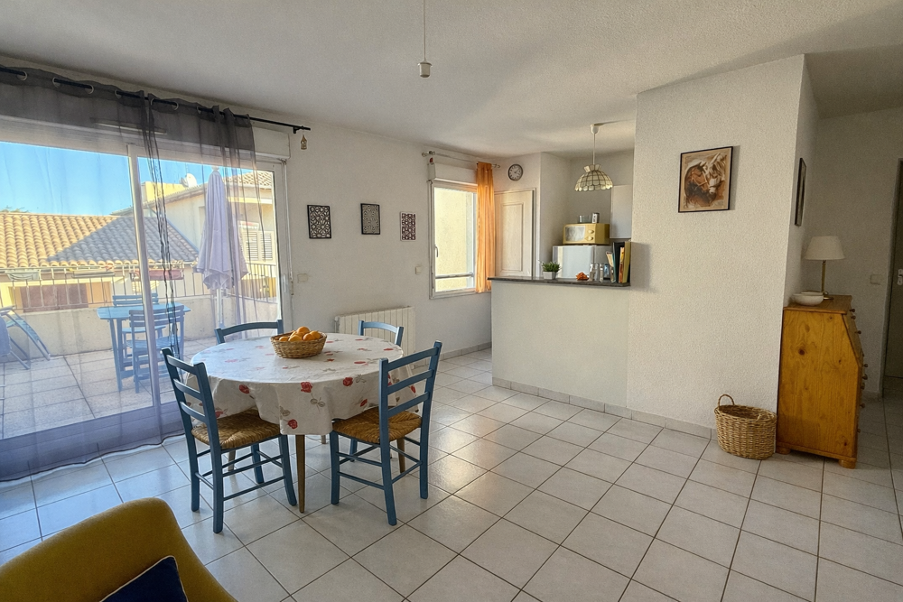 Vente Appartement Appartement T2 - Résidence sécurisée - Dernier étage avec terrasse - Vendu loué Uzes
