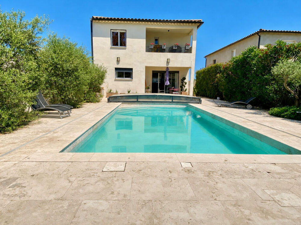 Vente Maison RARE A UZES: MAISON RECENTE 4 CHAMBRES AVEC PISCINE A PIED DU CENTRE HISTORIQUE Uzes