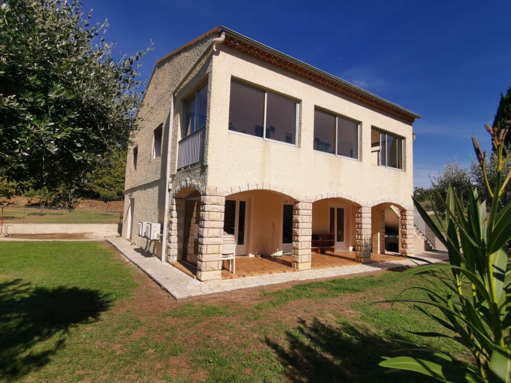 En vente Villa de 213m2 habitable 6 chambres