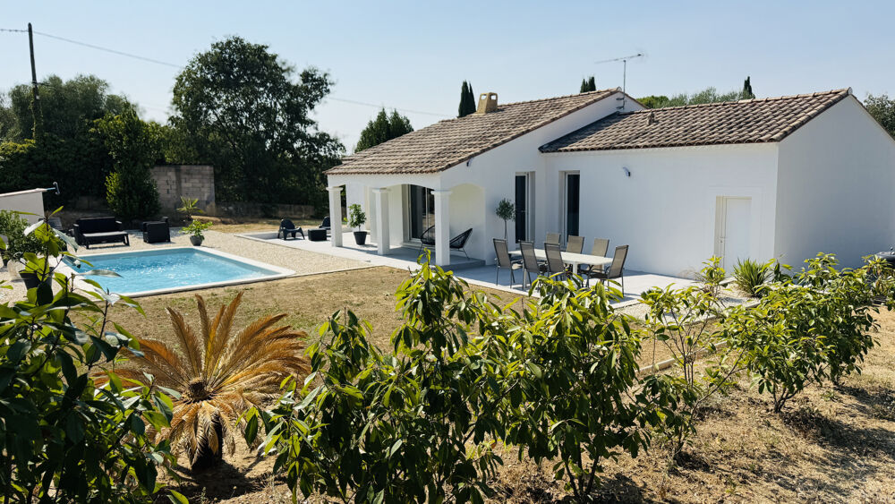 Maison de plain-pied entièrement rénovée avec piscine, sans vis-à-vis