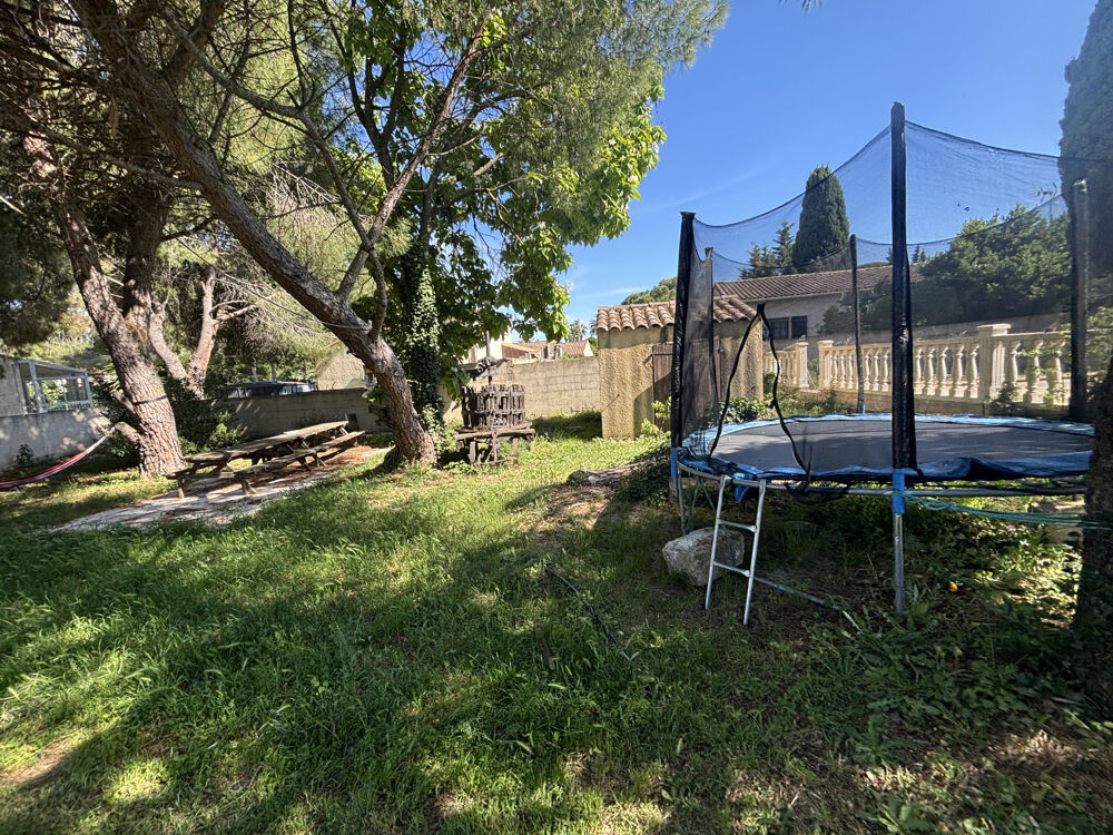 Vente Maison RARE À GALLARGUES-LE-MONTUEUX   OPPORTUNITÉ FONCIÈRE   PARCELLE DE 1 957 M2 Gallargues le montueux