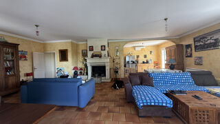  Propriété/château à vendre 3 pièces 109 m²