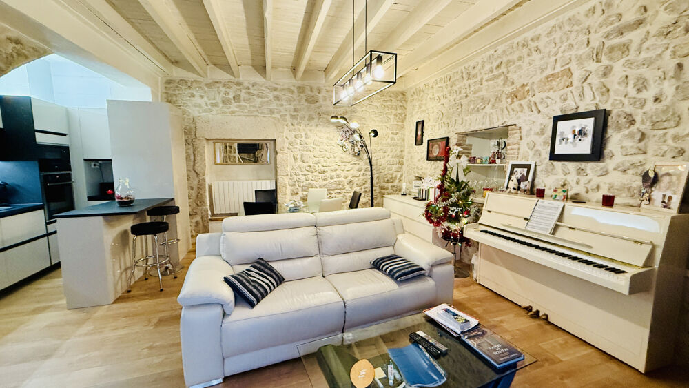 Vente Maison Maison de village en pierre entièrement rénovée au cœur de La Calmette La calmette