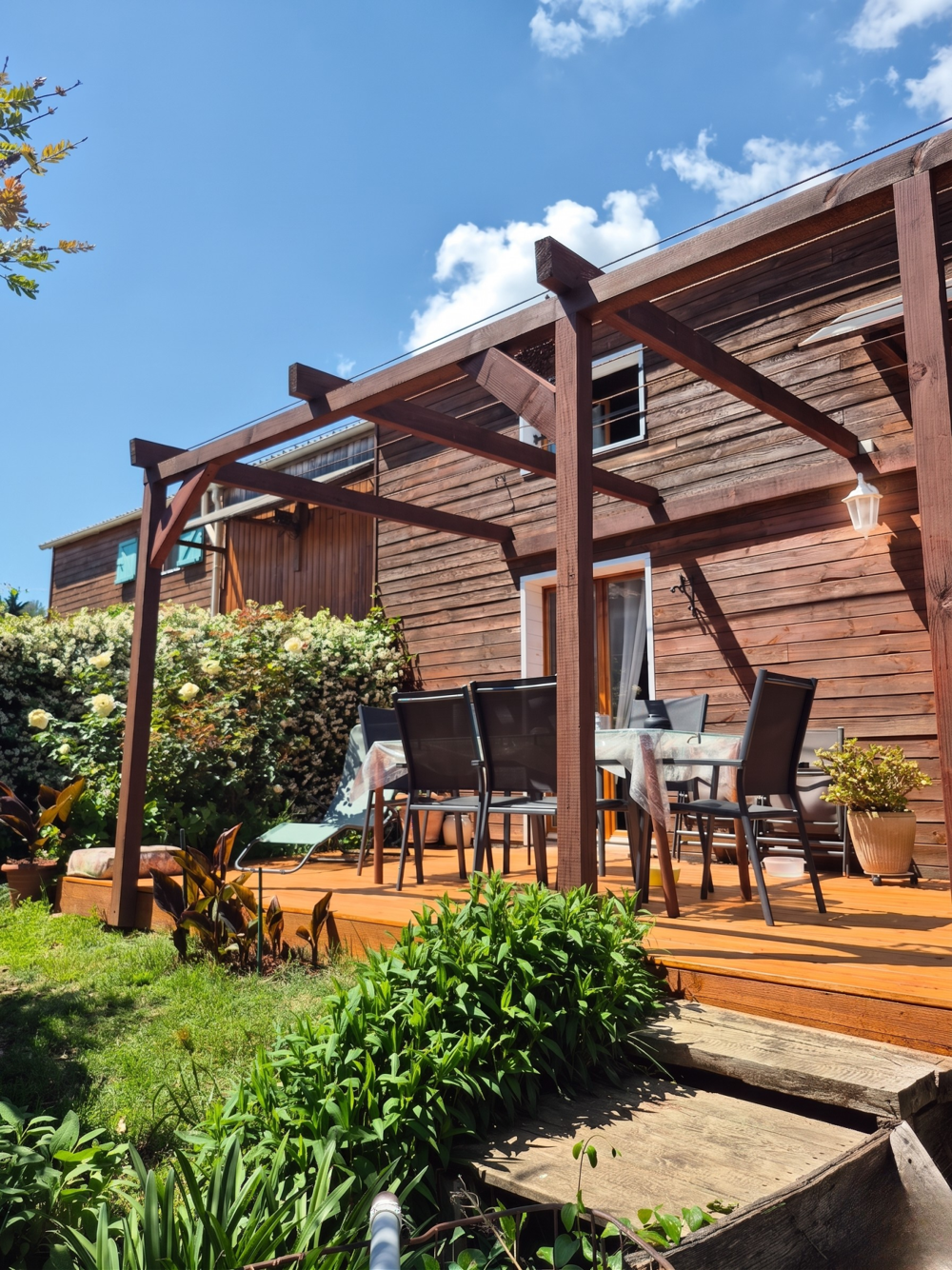 OPPORTUNITÉ RARE - VILLA BIO-CLIMATIQUE OSSATURE BOIS - 171 m2 (3 LOGEMENTS) - DPE A & AUTONOMIE ÉNERGÉTIQUE