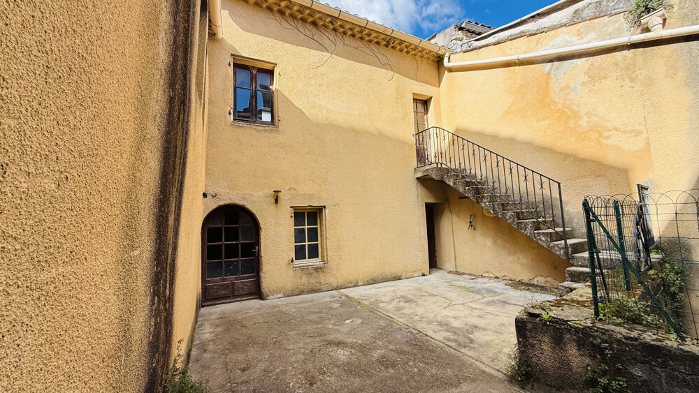 Vente Maison Maison de village avec commerce loué, appartement rénové et fort potentiel -  Arpaillargues-et-Aureillac Arpaillargues et aureillac