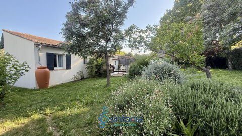   Villa de plain-pied � Arpaillargues ( 4 km d'Uz�s) Maison - 4 pi�ce(s) - 96 m�