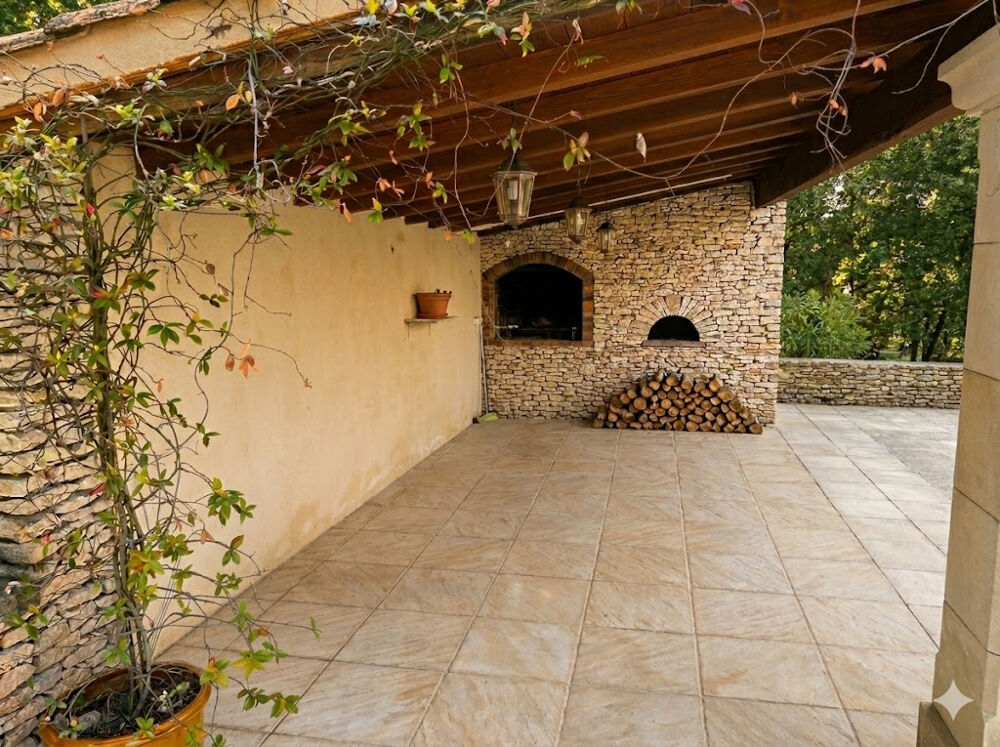 Vente Maison Propriété en pierre avec piscine et vue dominante Uzes