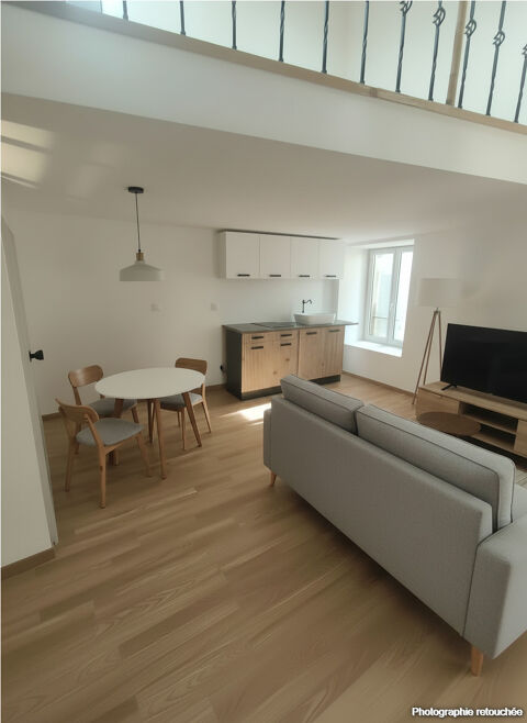   Authentique Maison de Village R�nov�e   L'Alliance de la Pierre et du Contemporain Maison - 3 pi�ce(s) - 51 m�