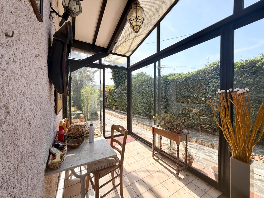 Vente Maison Nîmes   Maison de 120 m2 avec appartement indépendant de 45 m2, 2 garages et jardin Nimes