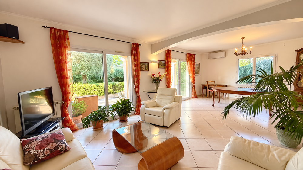 Vente Maison Maison de plain-pied avec jardin proches commerces La calmette