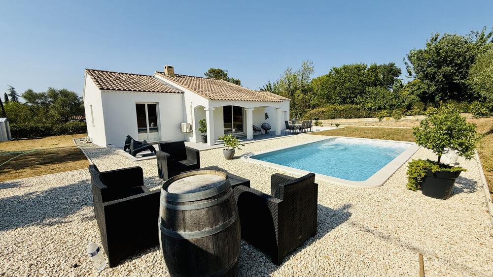 Maison de plain-pied entièrement rénovée avec piscine, sans vis-à-vis