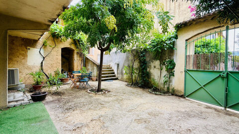   ENSEMBLE IMMOBILIER DE CHARME  A FORT POTENTIEL AU COEUR DE ST QUENTIN LA POTERIE Maison - 9 pi�ce(s) - 198 m�