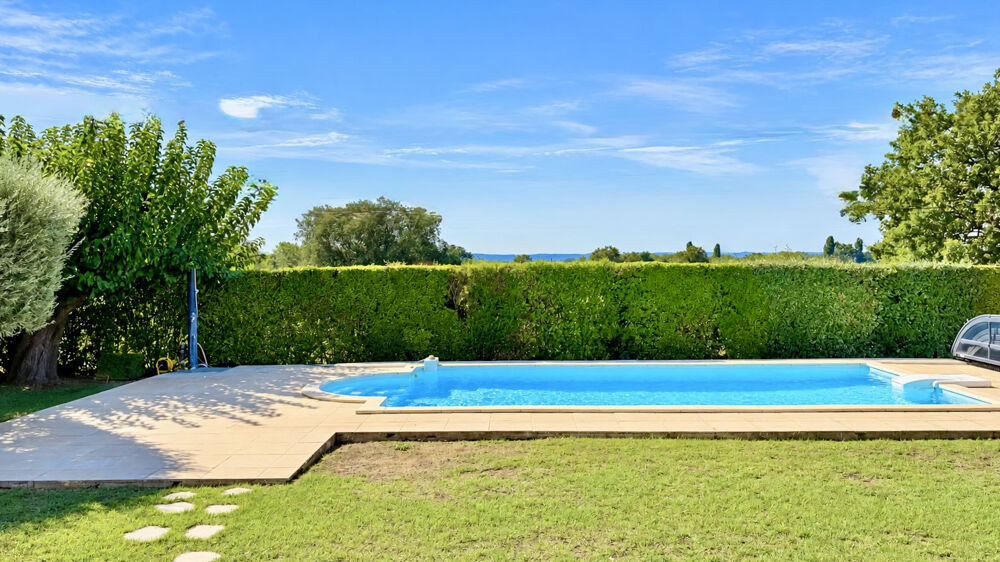 Vente Maison 'Exclusivité Swixim Uzès' A 10 minutes d'Uzès, élégante maison en pierre avec piscine Aubussargues